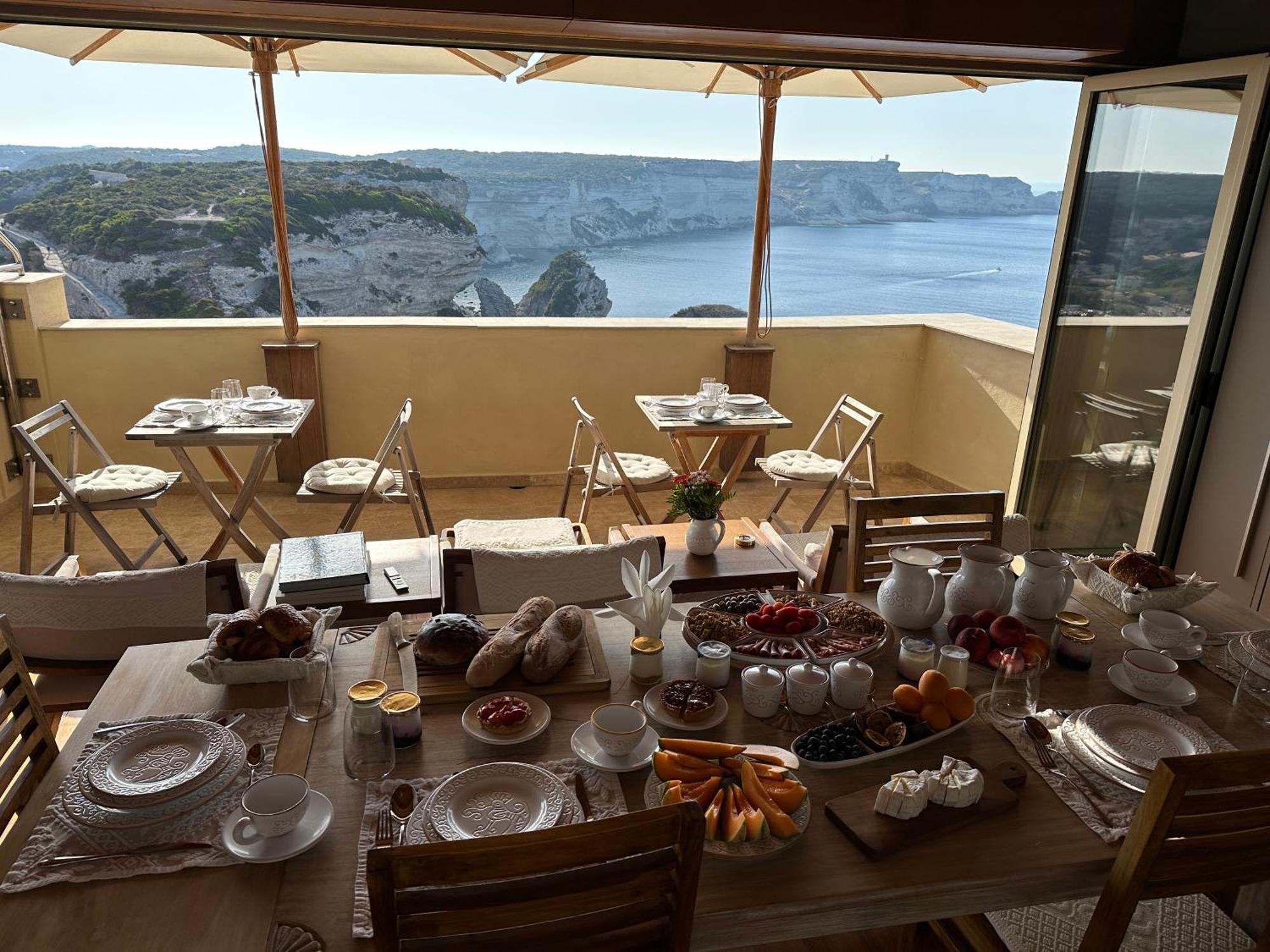 Entre Ciel Et Mer Hotel โบนิฟาซิโอ ภายนอก รูปภาพ